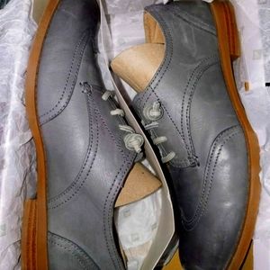 Brand New Sperry Devon shoe Size 7 Womens